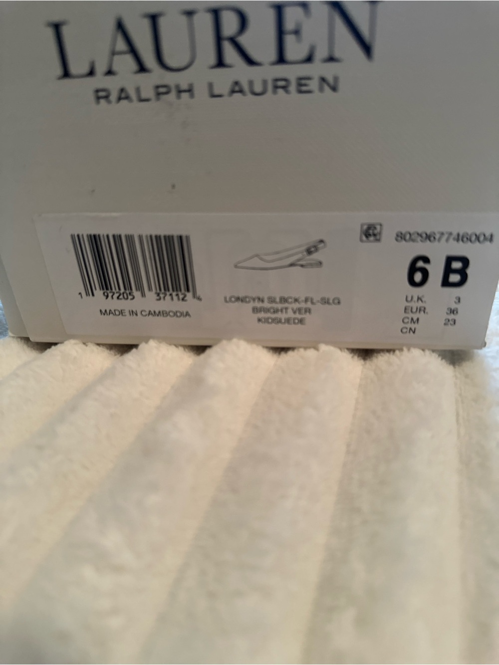 Lauren. Ralph Lauren Red Suede Pointed Toe Slingback Flats - Picture 7 of 7